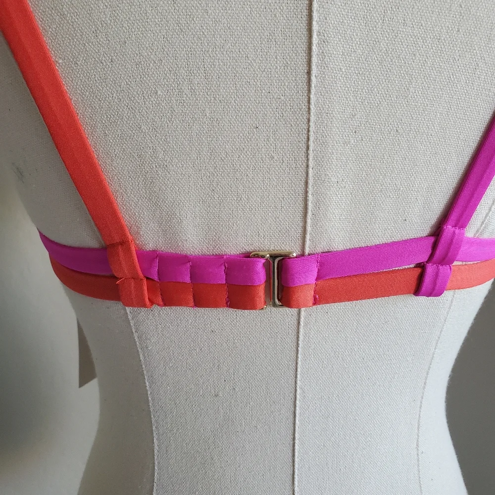 ⭐️4/$20‎ Sugar Beach Bikini TopSize XS